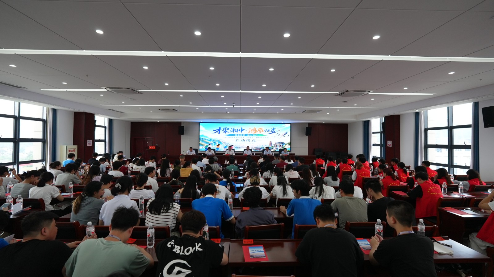 返家乡2.jpg