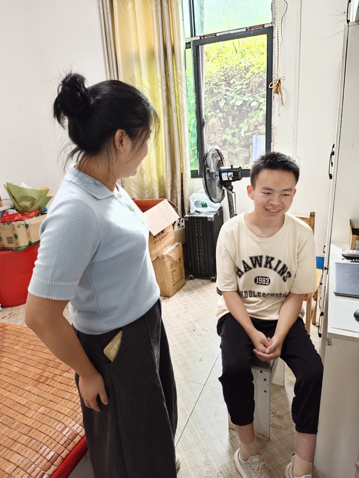 1787185942303189.jpg 谈话2.jpg